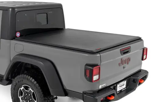 Rough Country - 42620500 | Rough Country Soft Roll Up Bed Cover (2020-2024 Gladiator JT 4WD | 5' Bed)