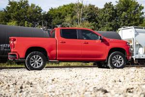 Rough Country - 28231 | Rough Country 3.5 Inch Lift Kit With Aluminum Control Arms N3 Struts / N3 Rear Shocks (2019-2024 Silverado 1500 2WD/4WD | Mono Leaf Springs) - Image 2