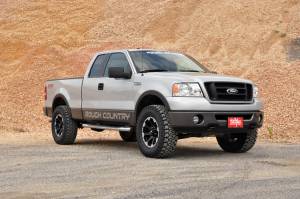 Rough Country - 57031 | 2.5in Ford Strut Leveling Lift Kit (04-08 F-150) - Image 3