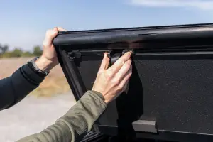Rough Country - 49120500 | Rough Country Hard Tri-Fold Flip Up Bed Cover For Chevrolet Colorado / GMC Canyon | 5' Bed - Image 9