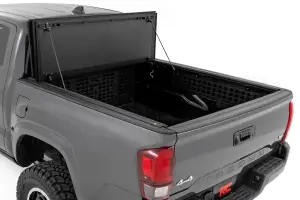 Rough Country - 49420500 | Rough Country Hard Tri Fold Flip Up Bed Cover (2016-2023 Tacoma 2WD/4WD | 5' Bed) - Image 3