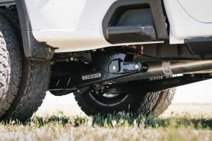 Cognito Motorsports - 110-90901 | Cognito SM Series LDG Traction Bar Kit For (Silverado, Sierra 2500 HD, 3500 HD 2WD/4WD with 0-4.0-Inch Rear Lift Height) - Image 4