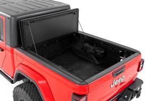 Rough Country - 49620500 | Rough Country Hard Tri-Fold Flip Up Bed Cover (2020-2024 Gladiator JT 4WD | 5' Bed) - Image 4
