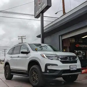 Traxda - 222061 | Traxda 3.5 Inch Front / 3.0 Inch Rear Suspension Lift Kit (2017-2024 Rdigeline 2WD/4WD/AWD, 2016-2022 Pilot 2WD/4WD/AWD, 2016-2024 Passport 2WD/4WD/AWD) - Image 9