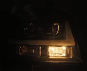 AlphaREX - 880297 | AlphaRex MK II PRO-Series Halogen Projector Headlights Chevrolet Tahoe & Suburban (2007-2014) / Avalanche (2007-2013) | Black - Image 5