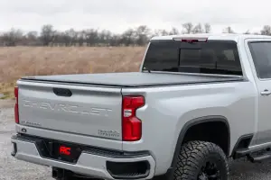 Rough Country - 42120690 | Rough Country Soft Roll Up Bed Cover Chevrolet Silverado GMC Sierra 2500 HD & 3500 HD 2WD/4WD | 6'9" Bed - Image 9