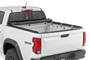 Rough Country - 42120500 | Rough Country Soft Roll Up Bed Cover Chevrolet Colorado / GMC Canyon 2WD/4WD | 5' Bed - Image 2