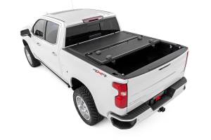 Rough Country - 47120580B | Rough Country Hard Low Profile Bed Cover For Chevrolet Silverado / GMC Sierra 1500 | 5'10" Bed, Short Bed - Image 3