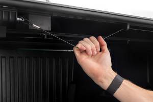 Rough Country - 47120651B | Rough Country Hard Low Profile Bed Cover Chevrolet Silverado / GMC Sierra 2500 HD & 3500 HD | 6'9" Bed, Rail Caps - Image 2