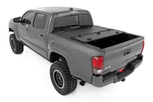 Rough Country - 49415500 | Rough Country Hard Tri Fold Flip Up Bed Cover For Toyota Tacoma (2005-2015) | 5 Feet Bed - Image 4