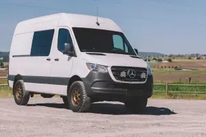 Van Compass - 7176-LM-RS | Van Compass Stage 5 System 2 Inch Lift With Adjustable Struts For Mercedes-Benz Sprinter 2500 2WD | Under 8500 LBS - Image 2