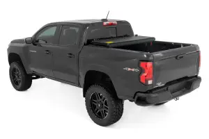 Rough Country - 47120500B | Rough Country Hard Low Profile Bed Cover For Chevrolet Colorado / GMC Canyon | 5' Bed - Image 5