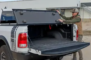 Rough Country - 47319550B | Rough Country Hard Low Profile Bed Cover For Dodge Ram 1500 & 2500 Or Ram 1500, 2500 & 3500 | 5' 7" Bed - Image 9