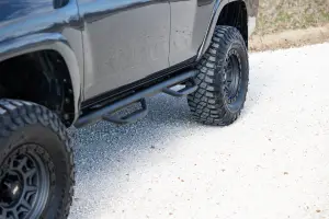 Rough Country - 85172512 | Rough Country 85 Series Wheel | Simulated Beadlock / Gunmetal Gray/Black / 17x9 / 6x5.5 / +25mm - Image 7