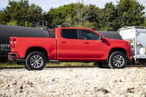 Rough Country - 28840RED_A | Rough Country 3.5 Inch Lift Kit GMC Sierra 1500 2WD/4WD | Red Finish Control Arms, Factory Mono Leaf Spring, M1 Struts With M1 Rear Shocks - Image 9