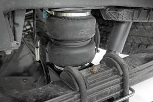 Rough Country - 10038AWC | Rough Country Air Spring Kit For Ford F-250 / F-350 Super Duty 4WD | With Onboard Air Compressor & Wireless Remote - Image 4