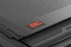 Rough Country - 49420650 | Rough Country Hard Tri Fold Flip Up Bed Cover For Toyota Tacoma 2WD/4WD | 6' Bed - Image 4