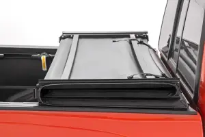 Rough Country - 41215500A | Rough Country Soft Tri-Fold Bed Cover For Chevrolet Colorado / GMC Canyon 2WD/4WD | 5' Bed - Image 2