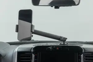 Rough Country - 33007 | Rough Country Accessory Dash Mount For Ram 1500 2WD/4WD | With 8.4 Inch Touchscreen Phone, With 10 Inch Extension Arm For Non-Magsafe Devices - Image 4