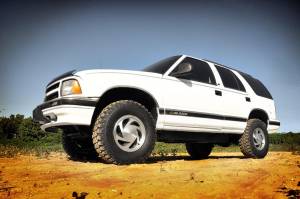 Rough Country - 24230 | Rough Country 2.5 Inch Lift Kit For Chevrolet Blazer & S10 / GMC Sonoma & S15 | Premium N3 Shocks - Image 4