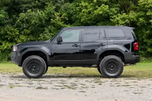 Rough Country - 72644 | Rough Country 3.5 Inch Lift Kit For Toyota Land Cruiser 4WD | M1R Strut With M1R Rear Shocks - Image 5