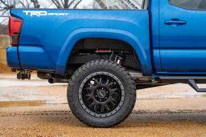 Rough Country - 699010 | Rough Country Vertex 2.5 Reservoir Rear Shocks, 3 Inch For Toyota Tacoma 2WD/4WD - Image 4