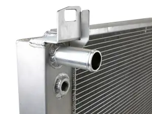 Afe - Advance Flow Engineering - 46-52161 | aFe Power BladeRunner Street Series Radiator For GM Gas Trucks/SUVs V8 (GMT800/900) - Image 4