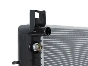 Afe - Advance Flow Engineering - 46-53161 | aFe Power BladeRunner OER Series Radiator For GM Gas Trucks/SUVs V8 (GMT800/900) - Image 2