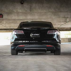 AlphaREX - 601110 | AlphaRex LUXX-Series LED Tail Lights Alpha-Black (With Black Trunk Center Piece Replacement) for Tesla Model S (2012-2021) - Image 19