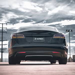 AlphaREX - 601120 | AlphaRex LUXX-Series LED Tail Lights Black Smoke (With Black Trunk Center Piece Replacement) for Tesla Model S (2012-2021) - Image 15