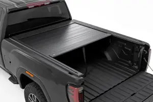 Rough Country - 53210690 | Rough Country Manual Retractable Bed Cover For Chevrolet Silverado / GMC Sierra 2500HD & 3500HD | 6'9" Bed - Image 2
